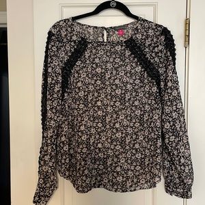 Vince Camuto blouse